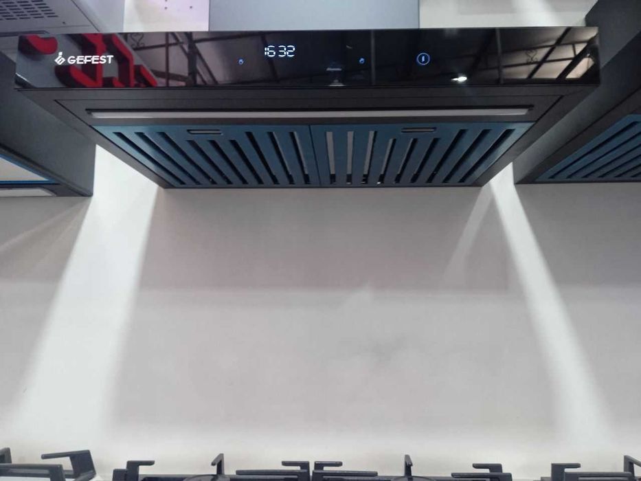 Вытяжка Gefest в стиле Hi-tech Model: 3760BI (60×50) Black  Доставка