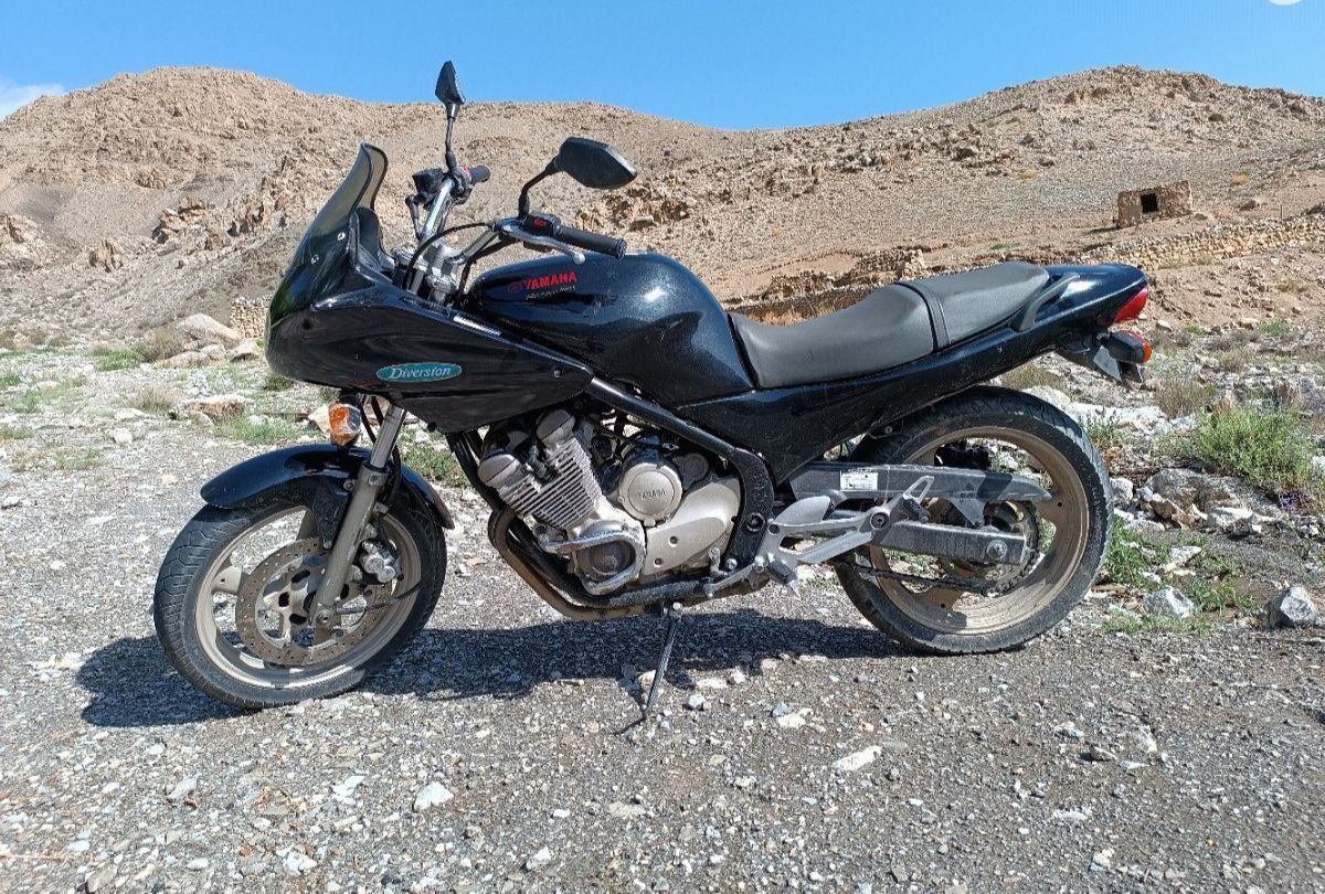 Yamaha xj 400 diversion