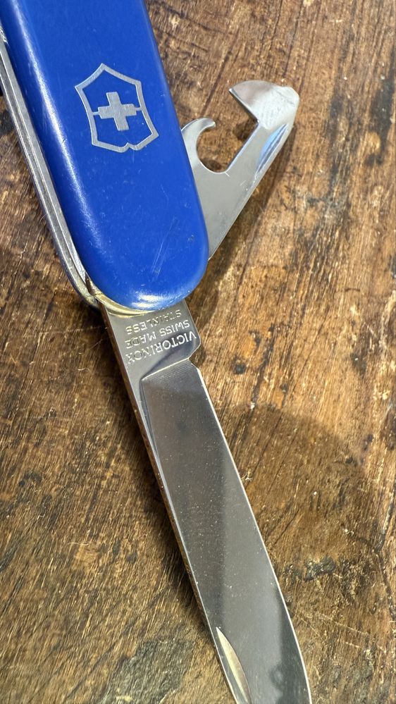 Briceag Victoinox officier swiss made multifunctional de colectie
