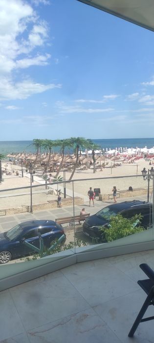 Închiriez apartament 2 camere, termen lung