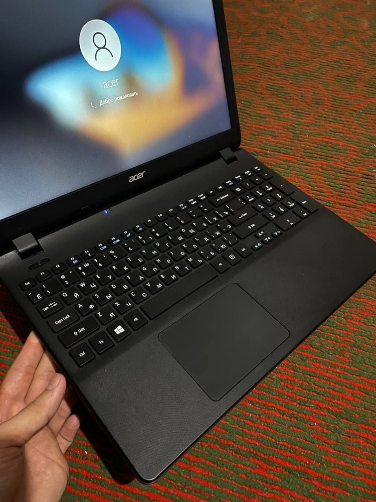 Acer noutbuk holati yaxshi aybi yuq