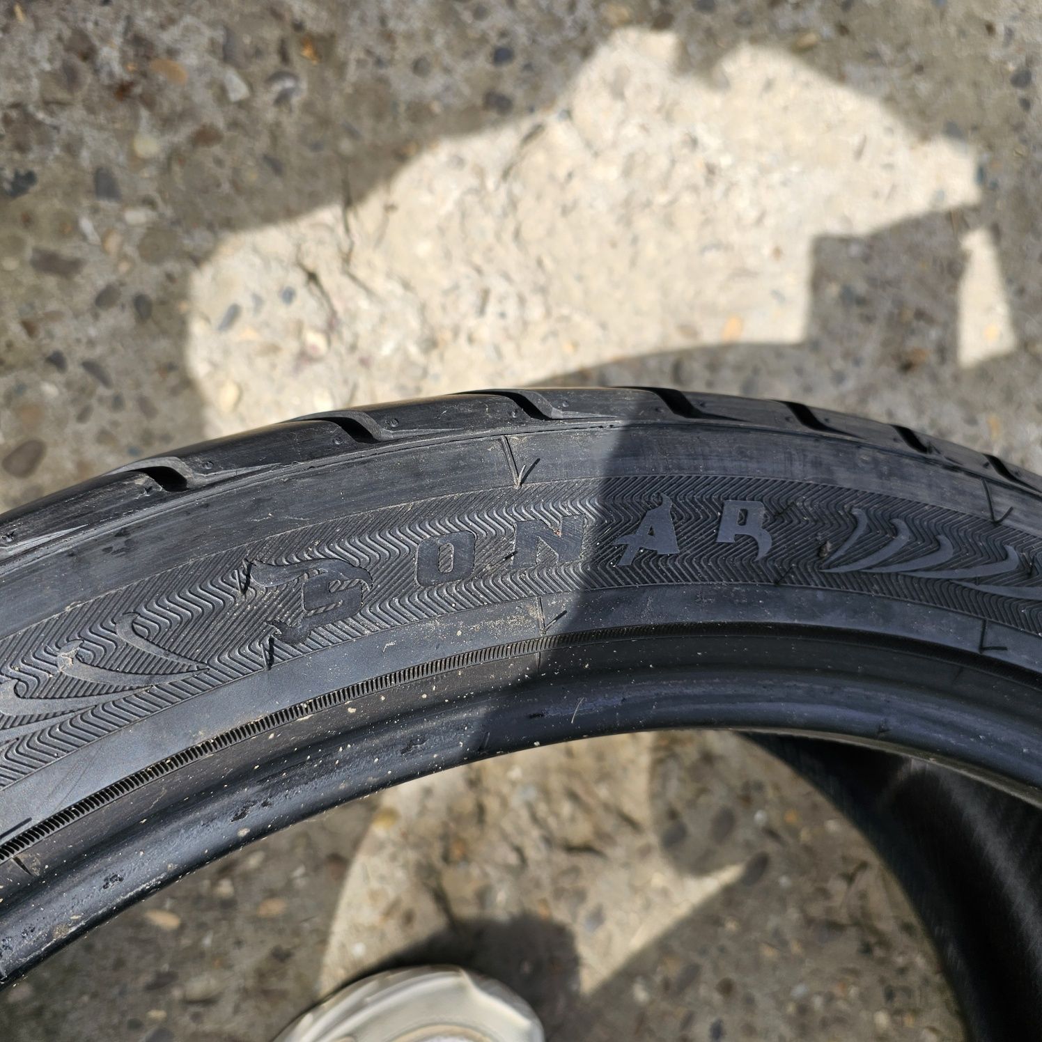 Vand cauciucuri vara 245/40 R20 99Y