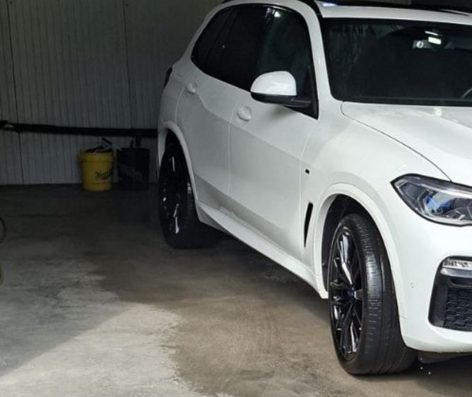 Гуми и джанти  22ц