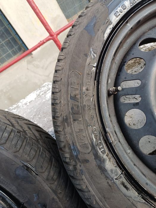 Cauciucuri all seasons