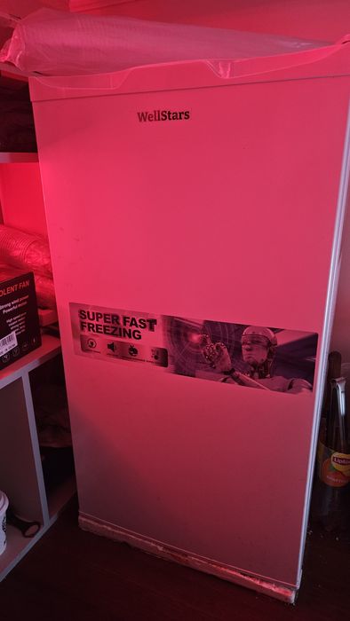 Холоденик сотилади 2 ой ишлатилган,