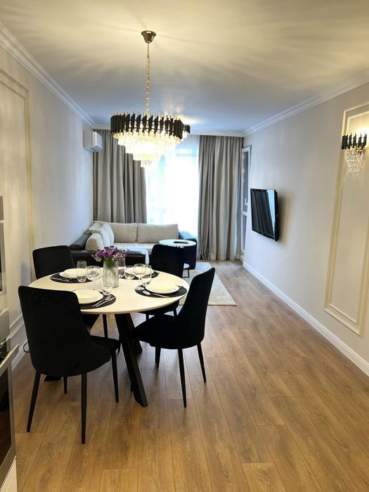 Дава се под наем Двустаен апартамент в Пловдив, Кършияка - 69 кв.м за 550 € - Снимка #1