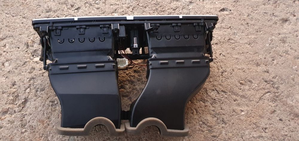 Grila de Aer Bord Centru BMW F07 GT Europa