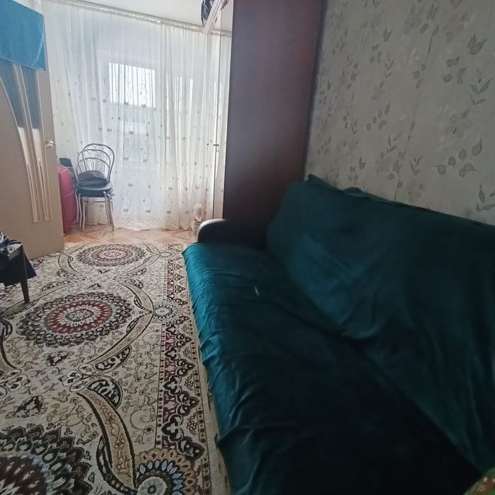 Продам 2 комнатную квартиру в 3 микрорайоне дом 5