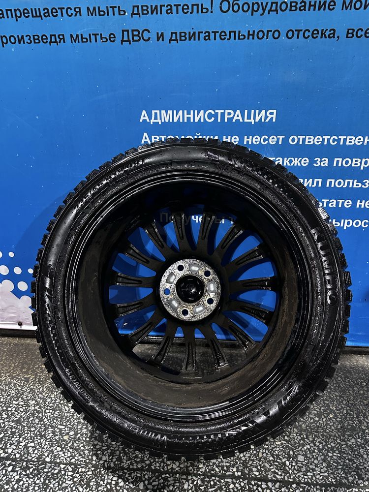 Продаю зимние шины Kumho и диски 18 размера