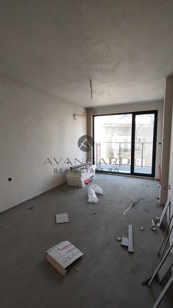 Продава се Тристаен апартамент в Пловдив, Кършияка - 113 кв.м за 1762 €/кв.м - Снимка #3