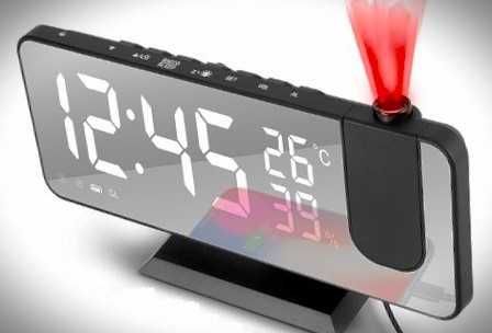 Ceas cu radio , proectie , temperatura ,.umiditate