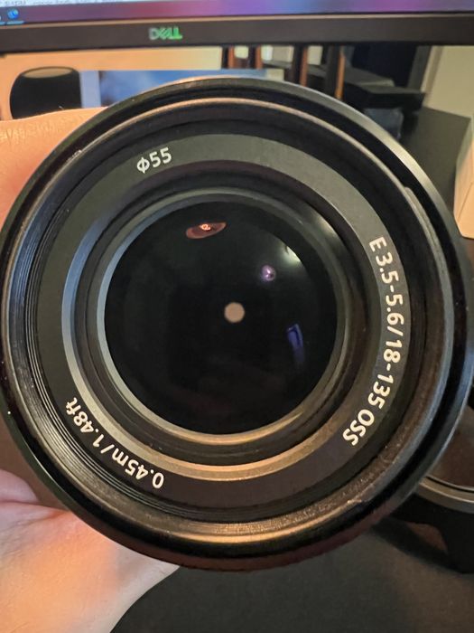 Obiectiv Sony 18-135mm