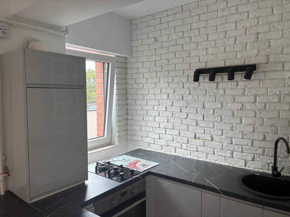 Apartament de închiriat – 2 camere, parter