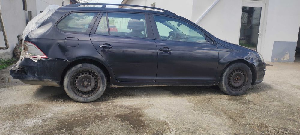 Dezmembrez volkswagen vw golf 5 break kombi 1.9 BLS, cod vopsea LC9X