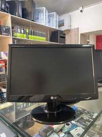 LG 18,5" monitor W1943S! 4ta