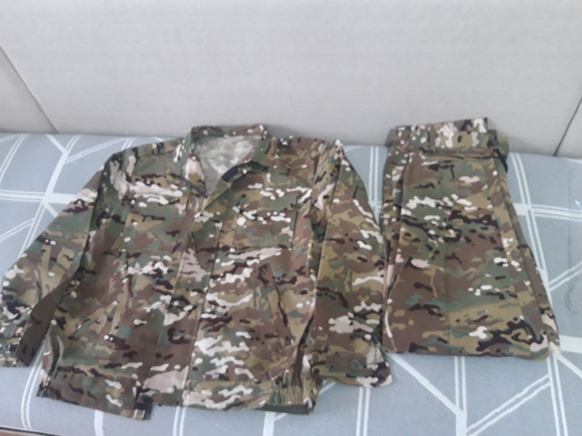 Форма комплекта. Военный