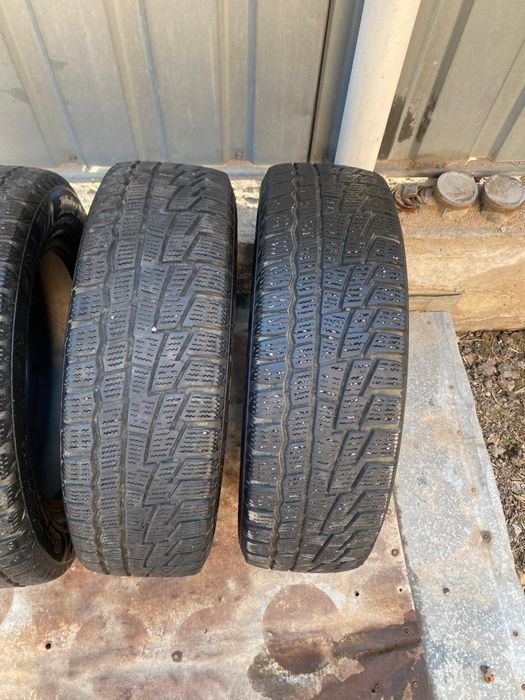 Зимние шины 15 размера состоянии отличное