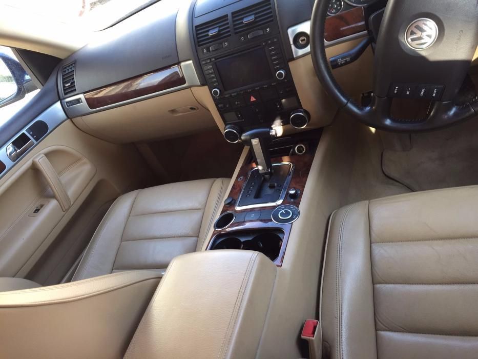 interior touareg piele crem full electric incalzit stare perfecta