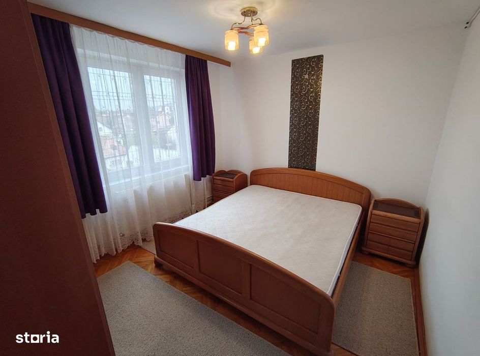 Apartament 4 camere, Centru, Policlinica 2