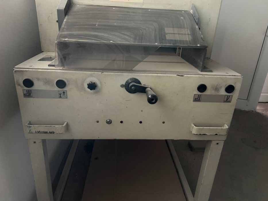 Ghilotina carton/ hartie