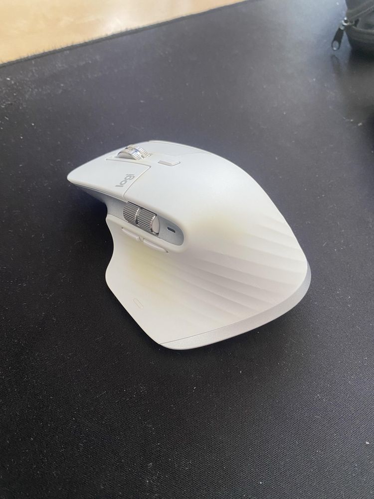 Мышь Logitech MX Master 3S