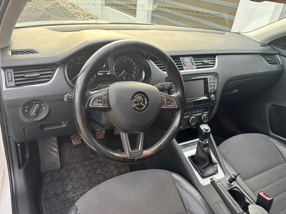 Skoda Octavia 3 Combi Elegance 1.4 TSI / 140 CP