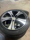 De vanzare jante+cauciuc BMW R18”
