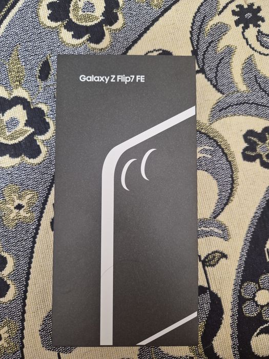 Продам Galaxy z flip7