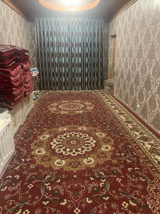 Avliyo Ota maxallasida 4 xonali xovli sotiladi.