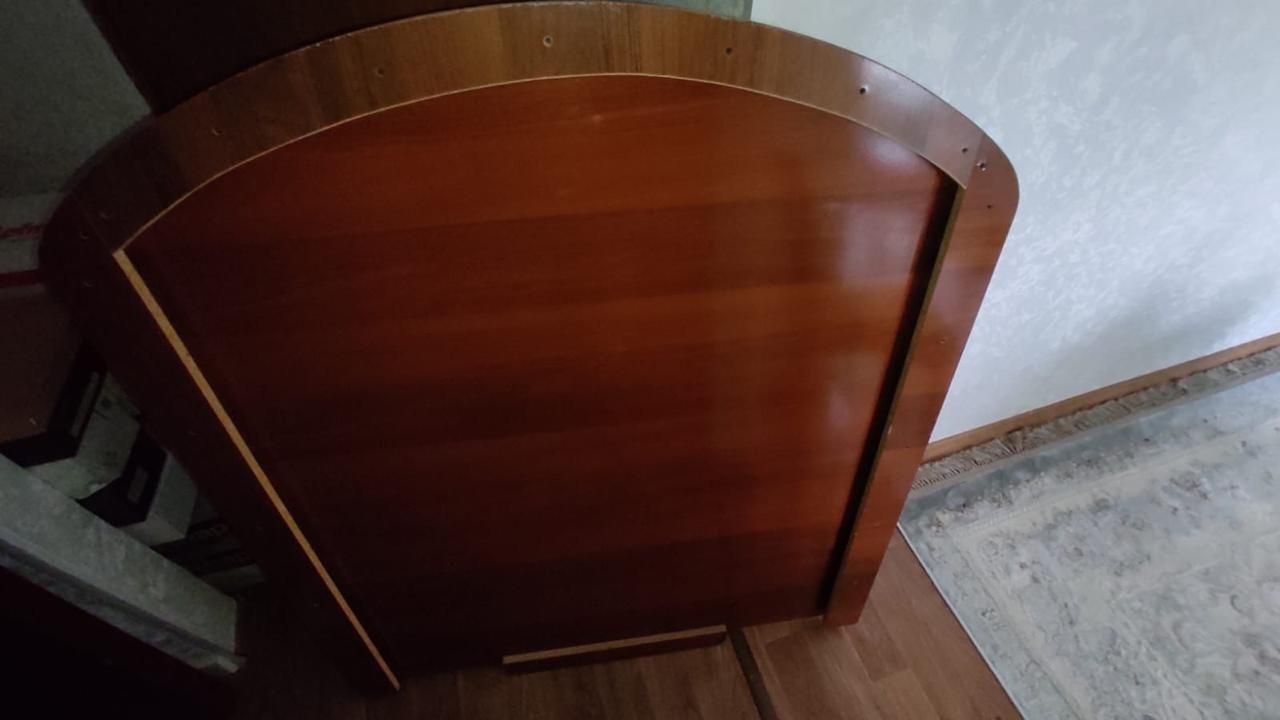 Стол со стульями (12 штук)