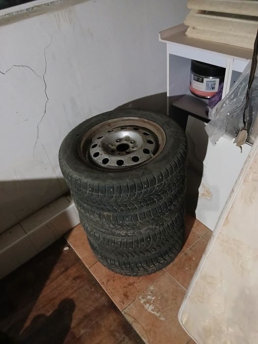 Продам Шины покрышки