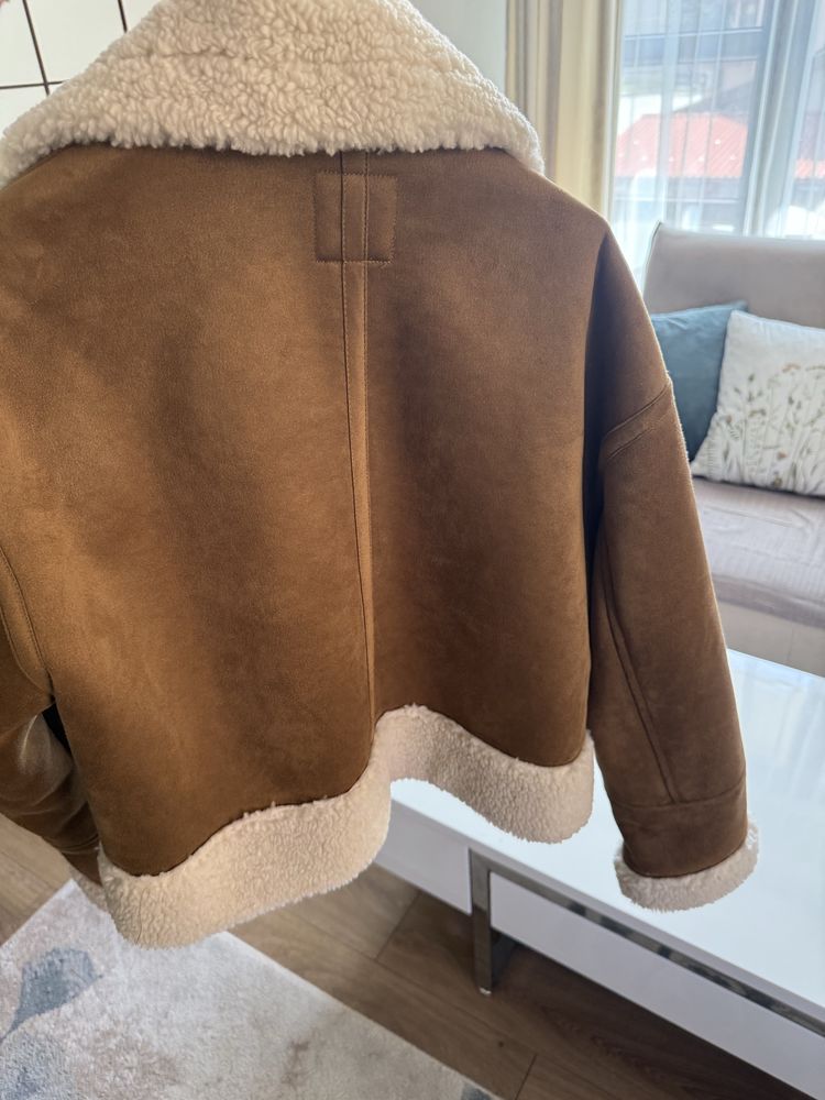 Каракулено яке ZARA