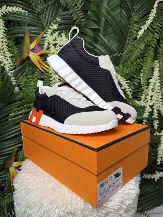Hermes Bouncing Trainer