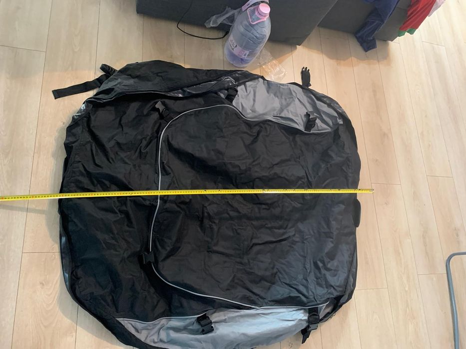 Portbagaj auto din material textil pentru plafon.