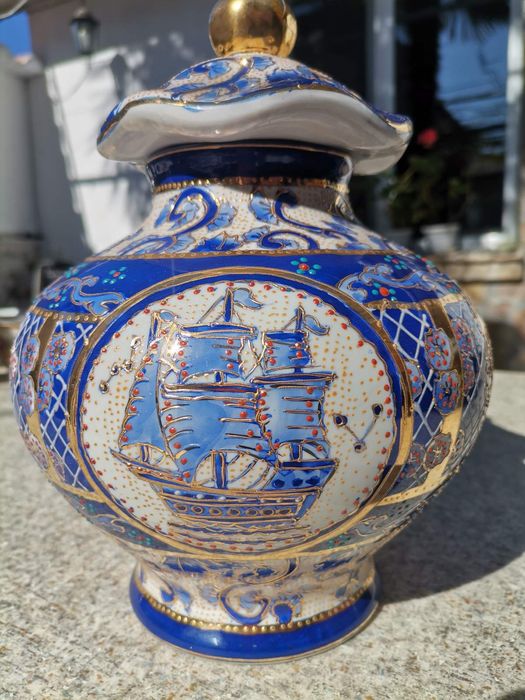 Стара китайска ваза ръчна изработка