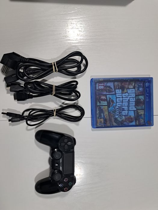 Vand PS4, marca Sony