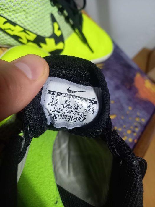 Футболни обувки Найк 40.5 номер