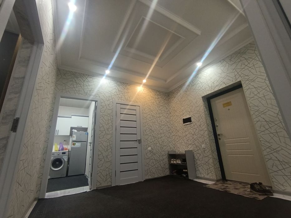 Продаёт Новый дом в Городе Самарканде из Smart City  3 этаж из 8 эт