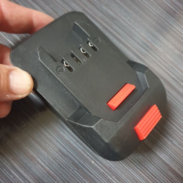 Adaptor acumulator Einhell pentru scule Parkside