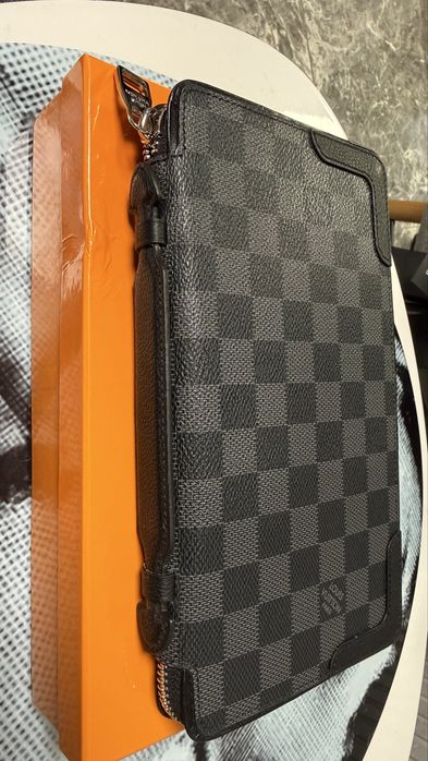 мъжки портфейл louis vuitton