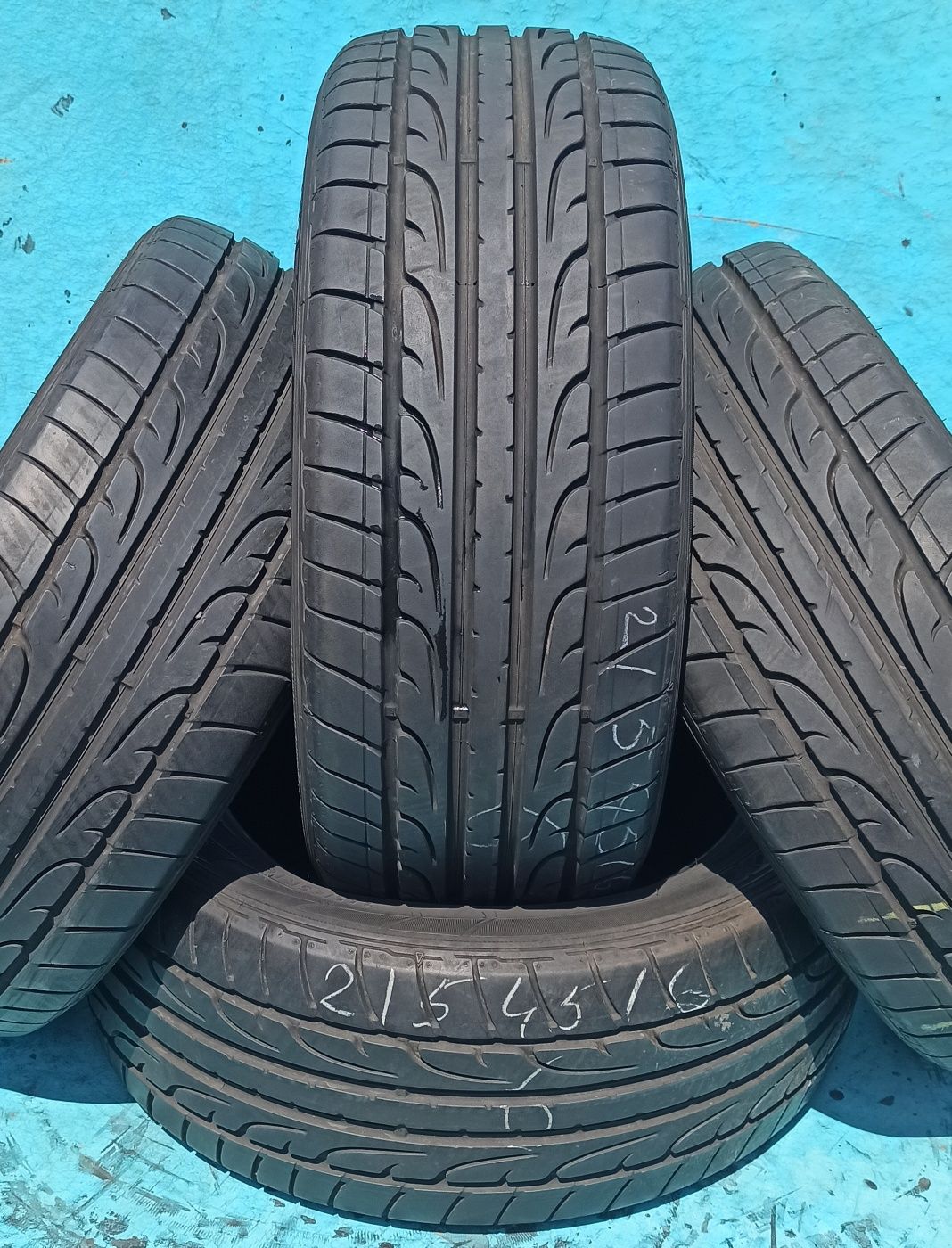 Шины 215/45 R16 Dunlop из Германии