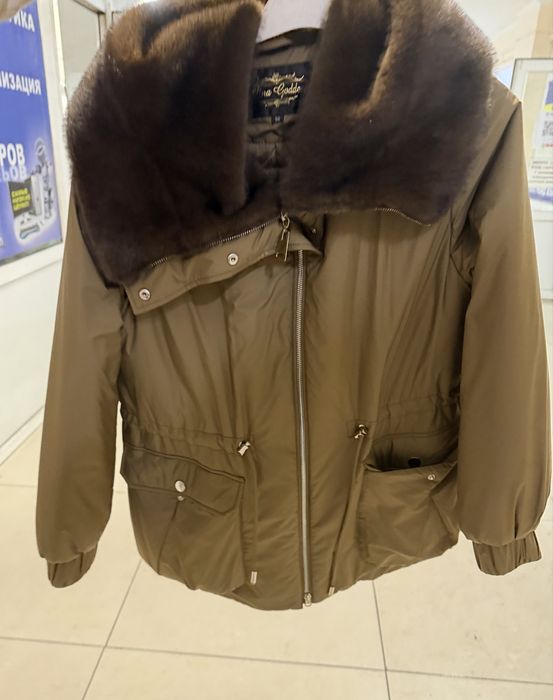 Куртка зимняя с капюшоном
