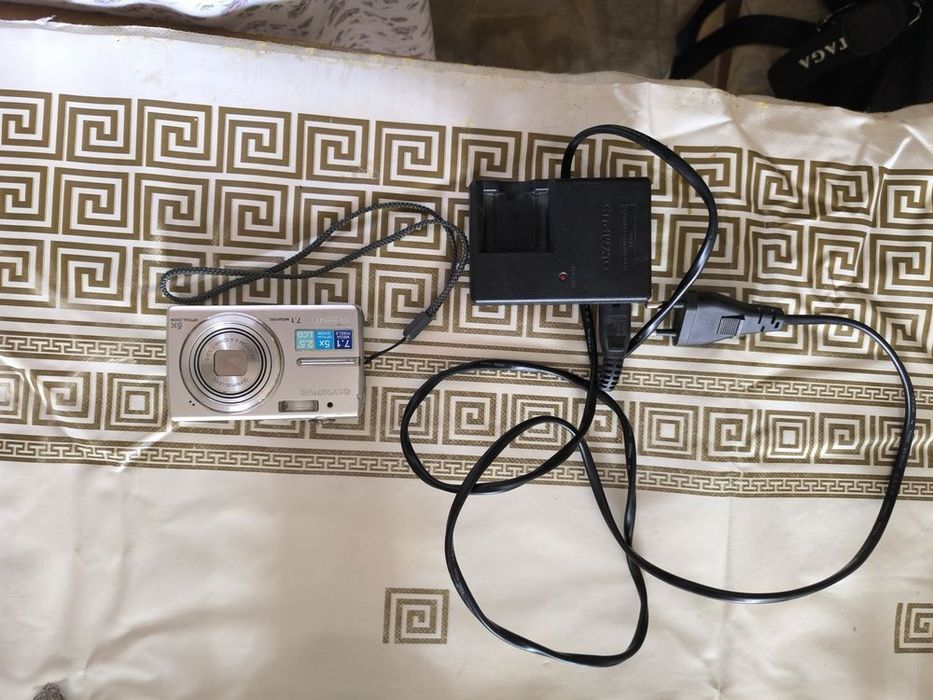 Продам фотоаппарат olympus б/у