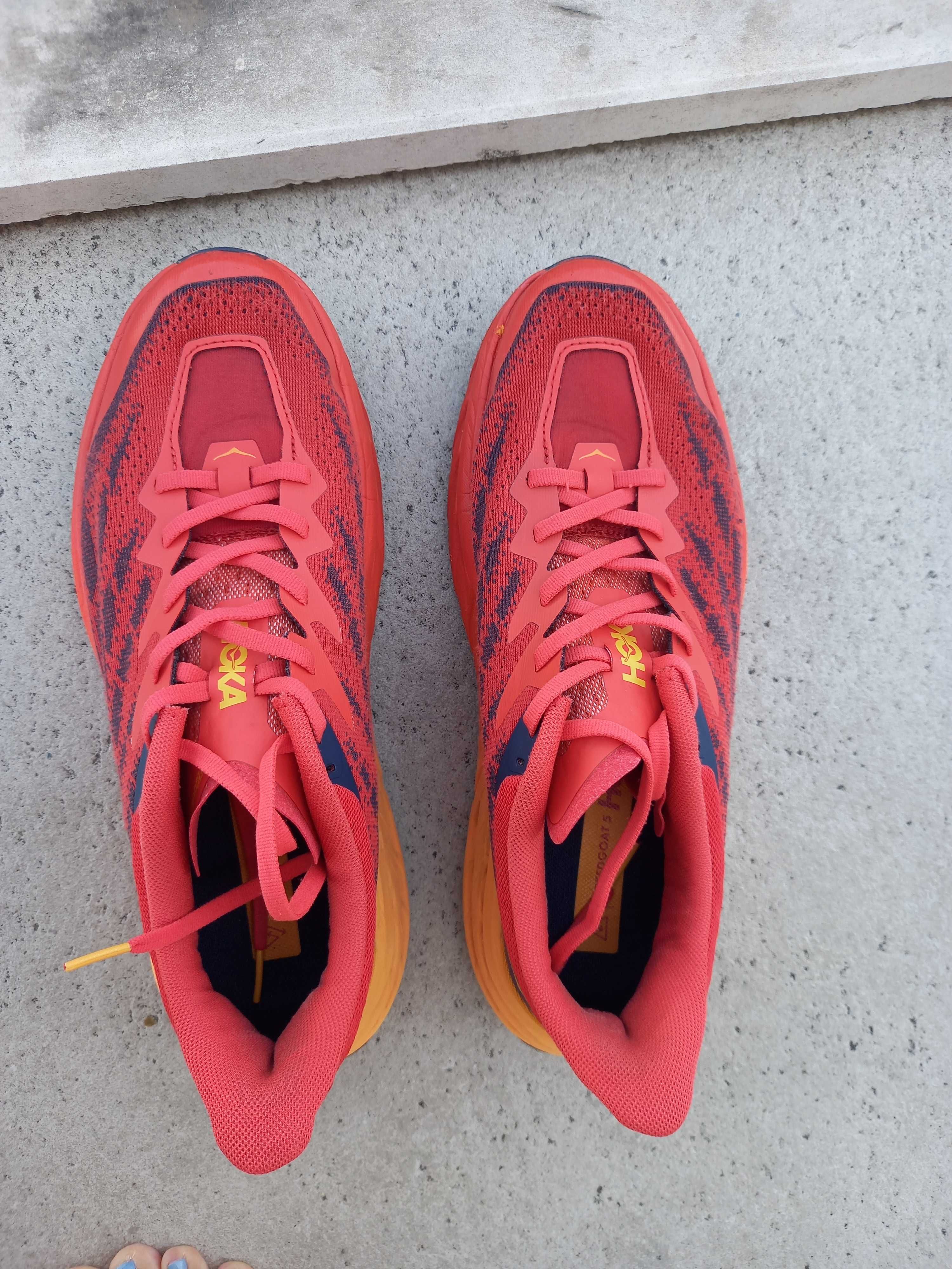 Hoka Speedgoat 5