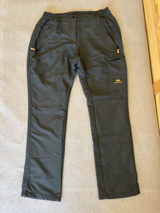 Pantaloni drumeție iarnă