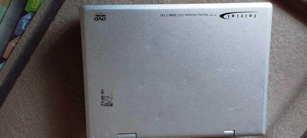 DVD портативно видео