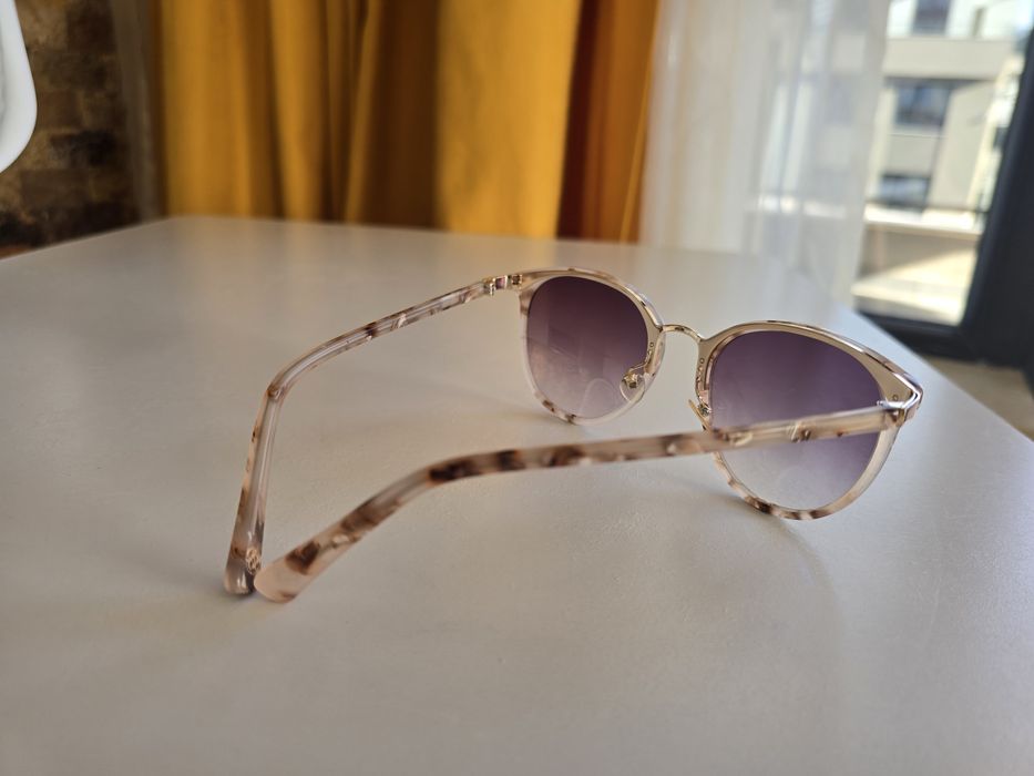 Дамски слънчеви очила