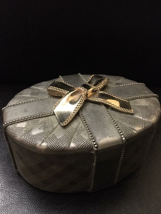 Caseta bijuterii ,,,