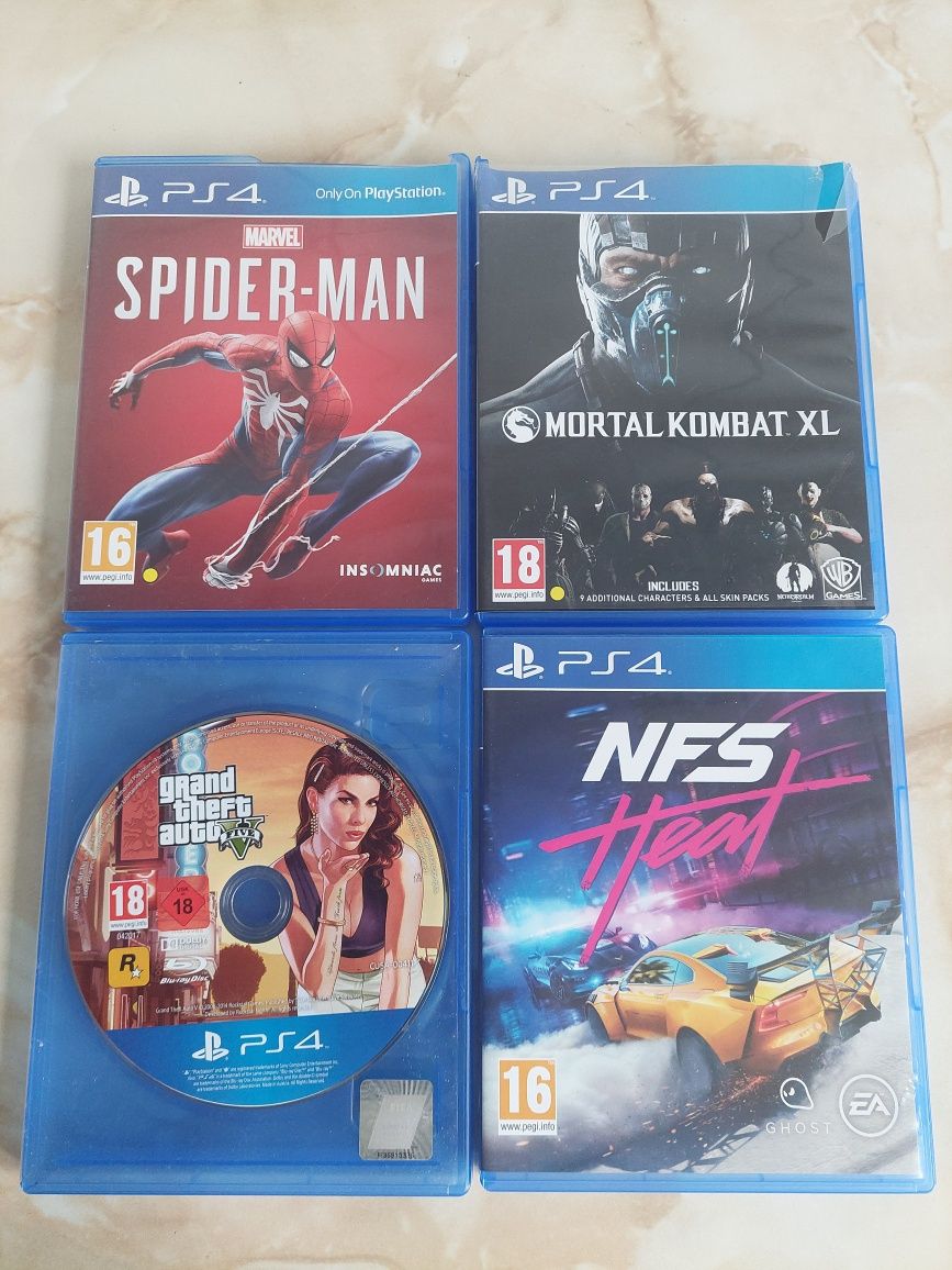 [PS4] Vând 4 jocuri de top impecabile pentru PlayStation 4 /poze reale