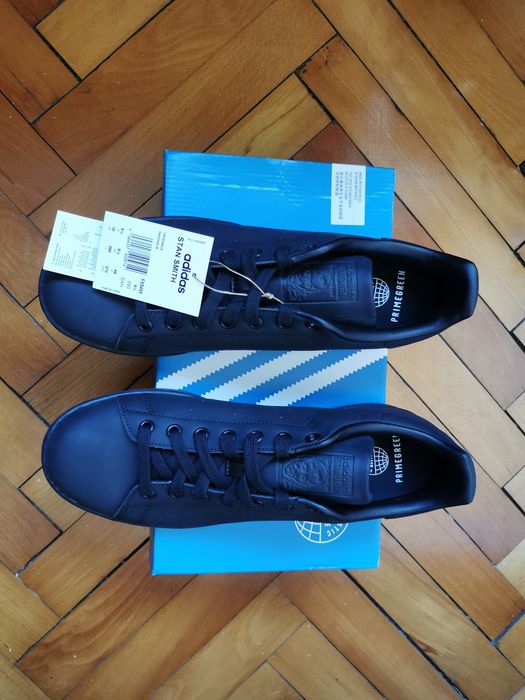 Продавам чисто нови оригинални маратонки Adidas Stan smith